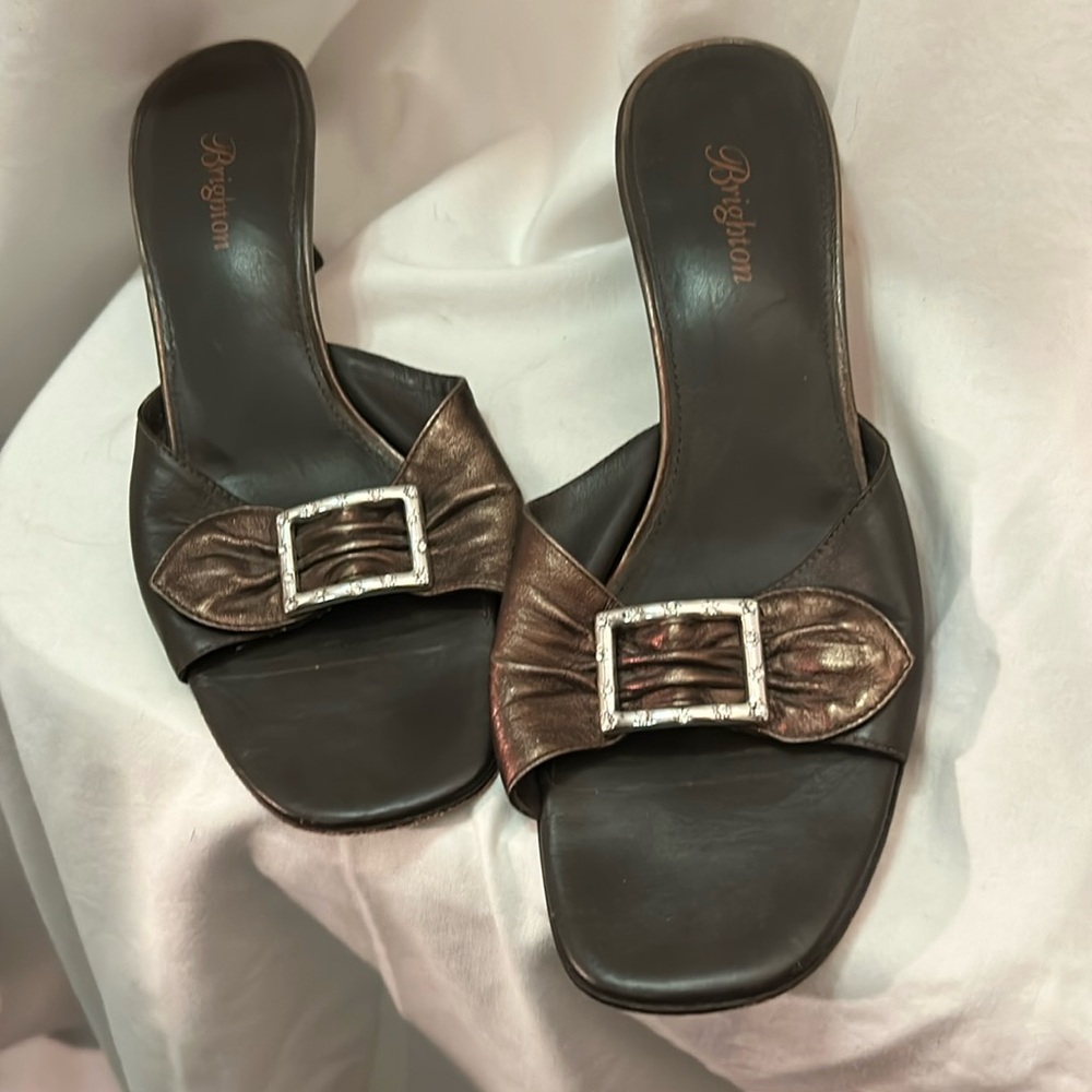 Brighton brown kitten heal size 8
